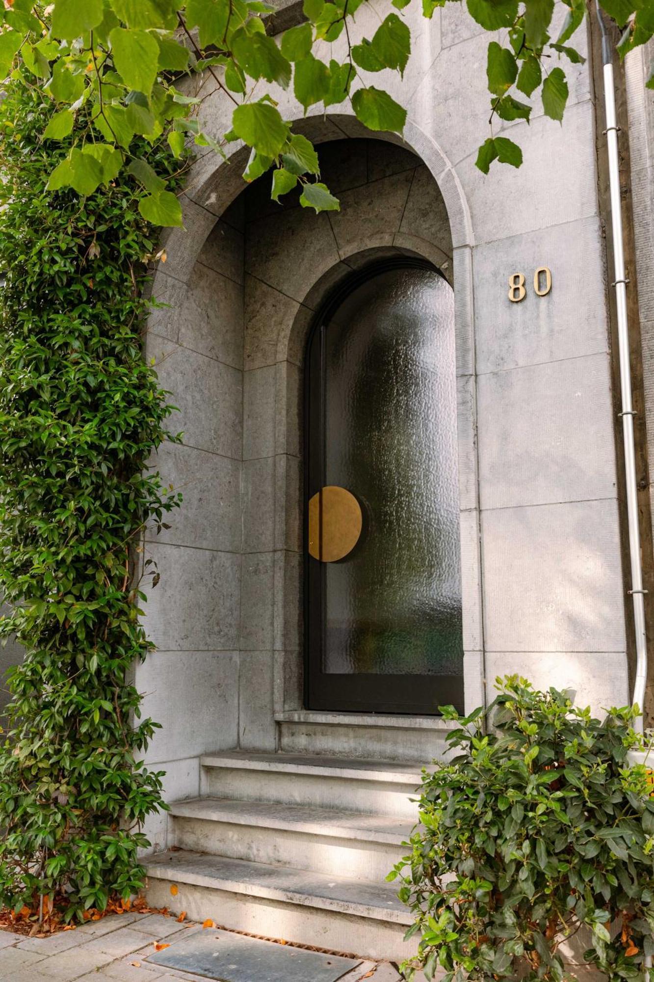 Huswell - Beautiful, Bright And Spacious In *